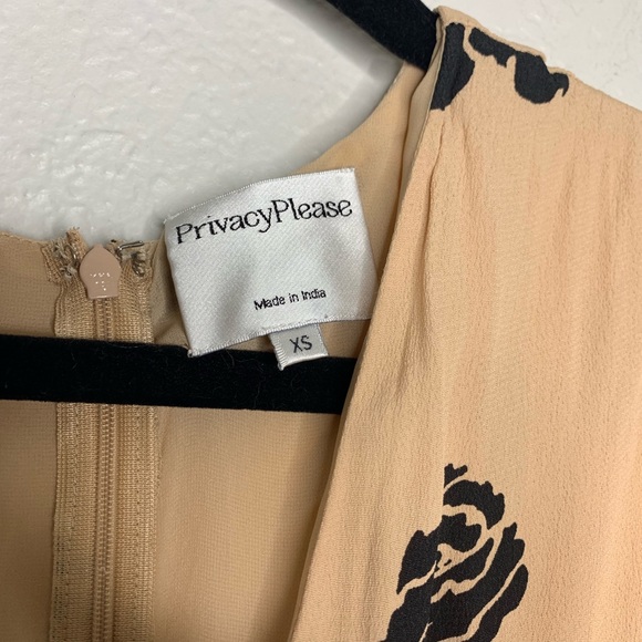 Privacy Please Blakey nude floral jumpsuit size xs - Picture 5 of 8